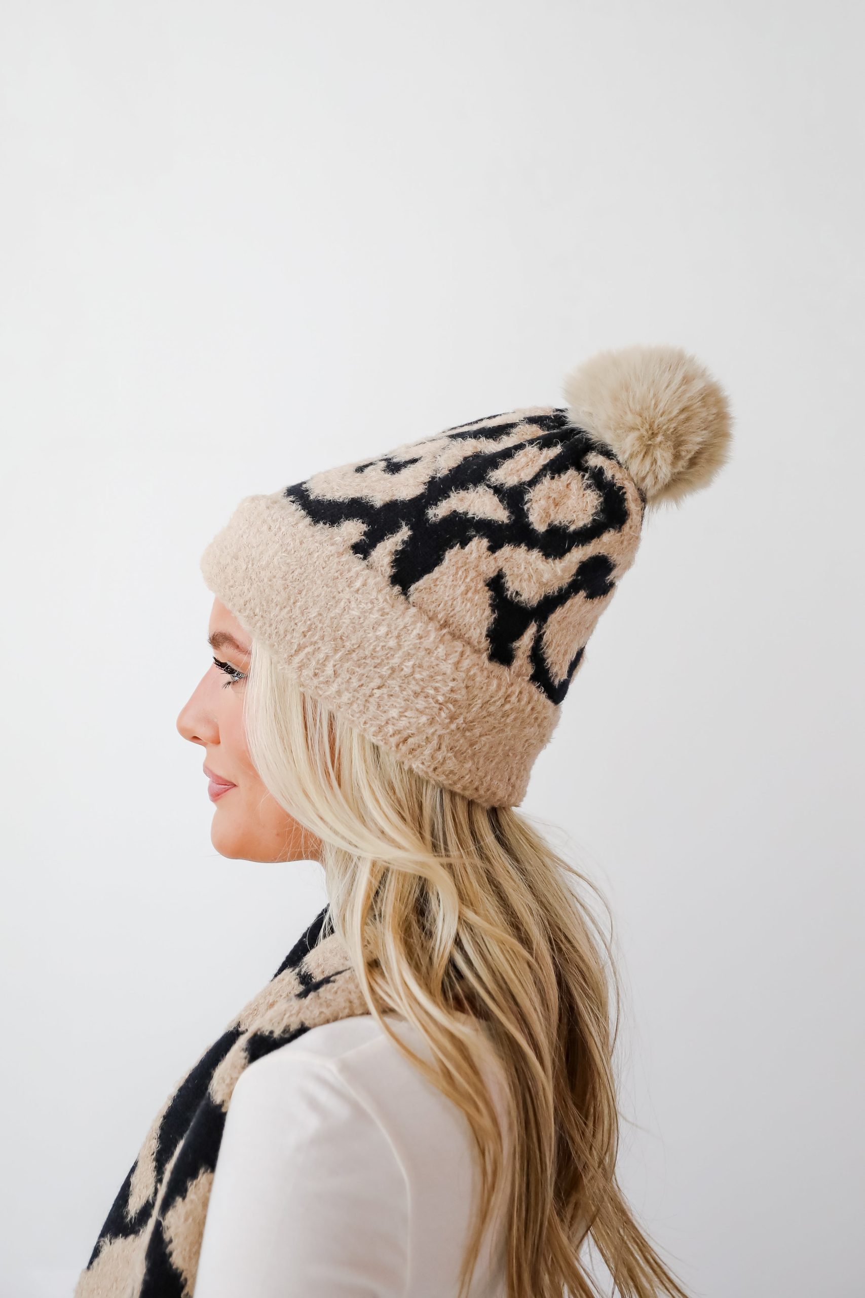 shopdressup_beige_leopard_beanie-8.jpg