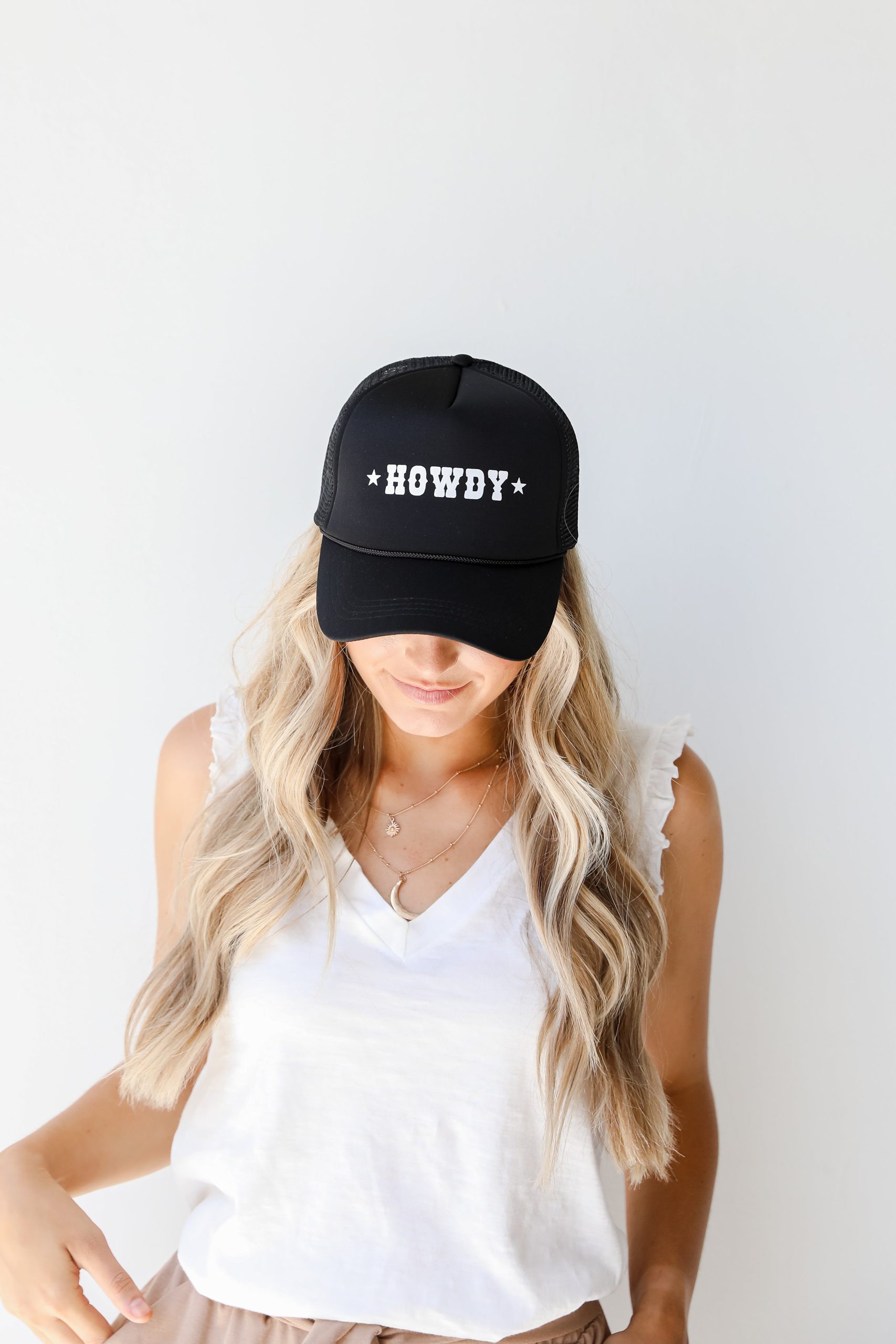 shopdressup_howdy_trucker_hat1-2.jpg